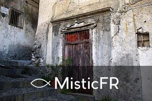 Rêver d'une maison qui s'effondre